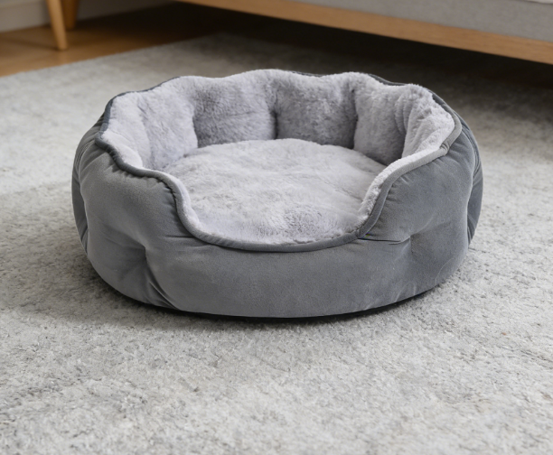 Basic Pet Round Bed - Washable Non-Slip Plush Round Dog Cat Bed - Image 3